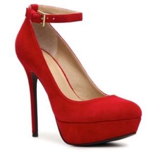 LEVITY Red Heels 👠